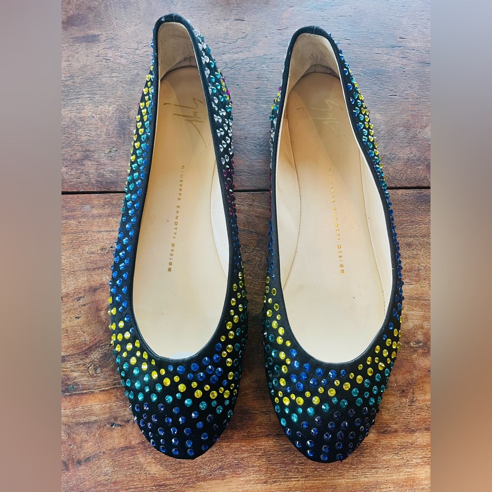 Rare Giuseppe Zanotti Design Rainbow Swarovski Crystal Ballet flats